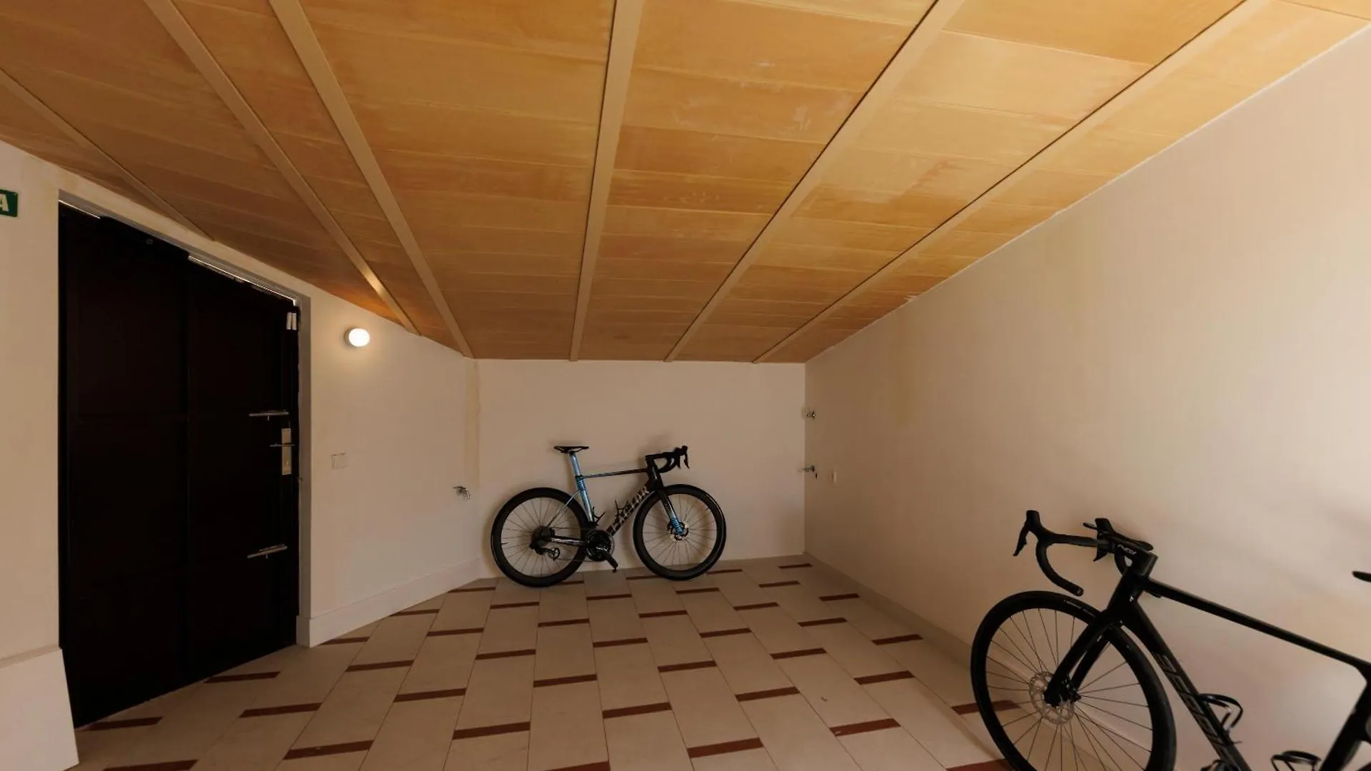 Bravissimo Vivaldi 2A, Monthly Apartment Жирона