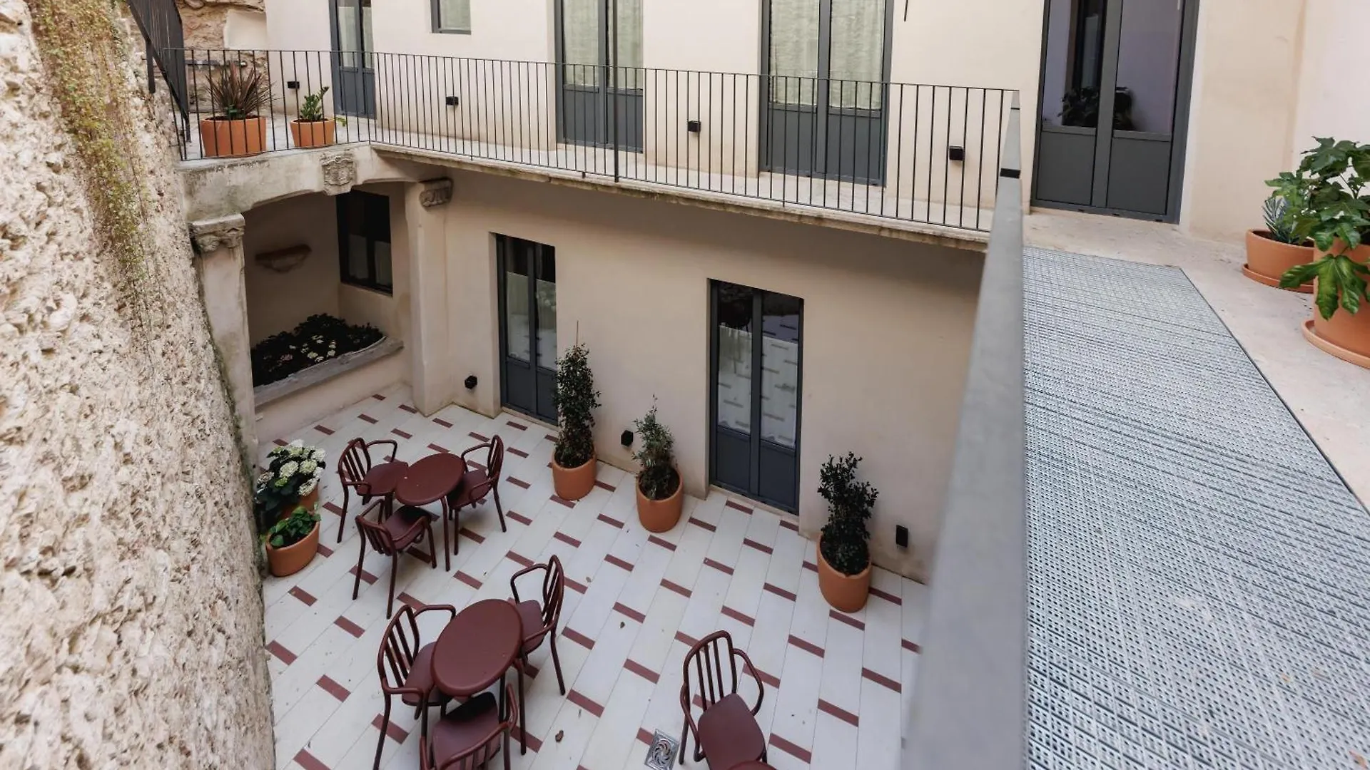 Bravissimo Vivaldi 2A, Monthly Apartment Жирона 0*,
